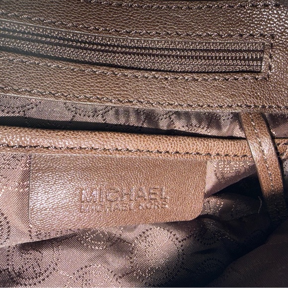 Michael Kors python snakeskin brown bag with gold details - Picture 7 of 7